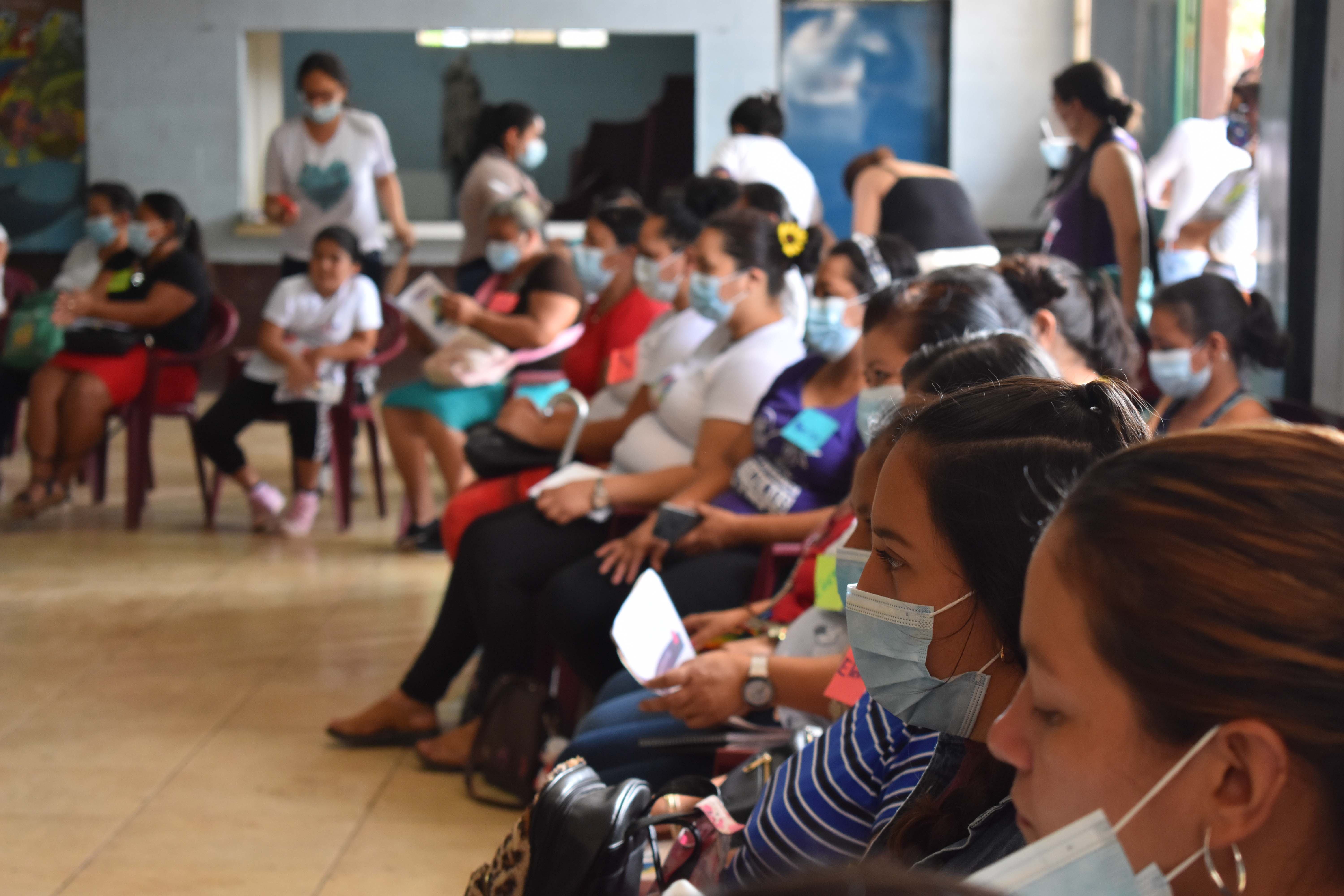 Defensoras participan en encuentro de la Alegre Rebeldía